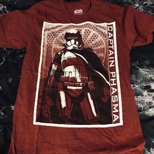 Star Wars Captain Phasma Tshirt Men’s Small